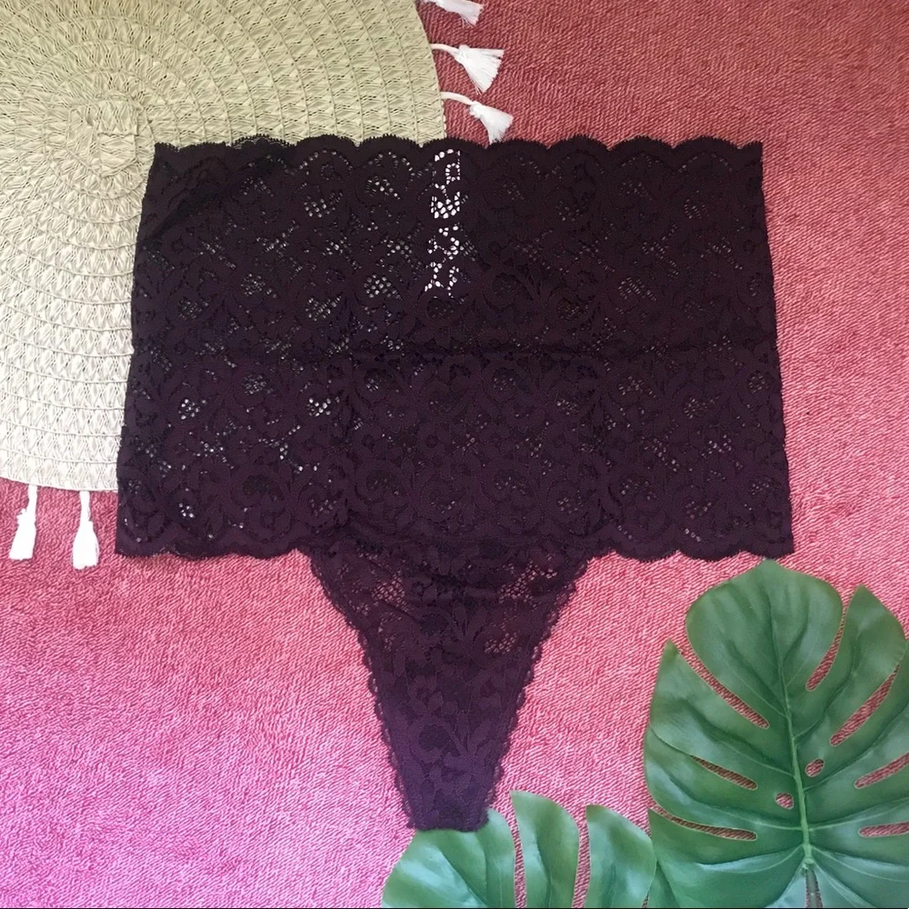 Victoria’s Secret Dream Angels Athena High Waist Lace Thong Panty Violet M NEW